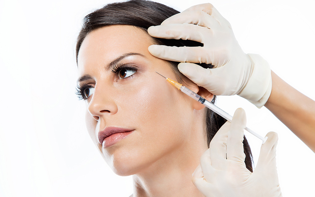 beautiful-young-woman-getting-botox-cosmetic-injection-her-face-02